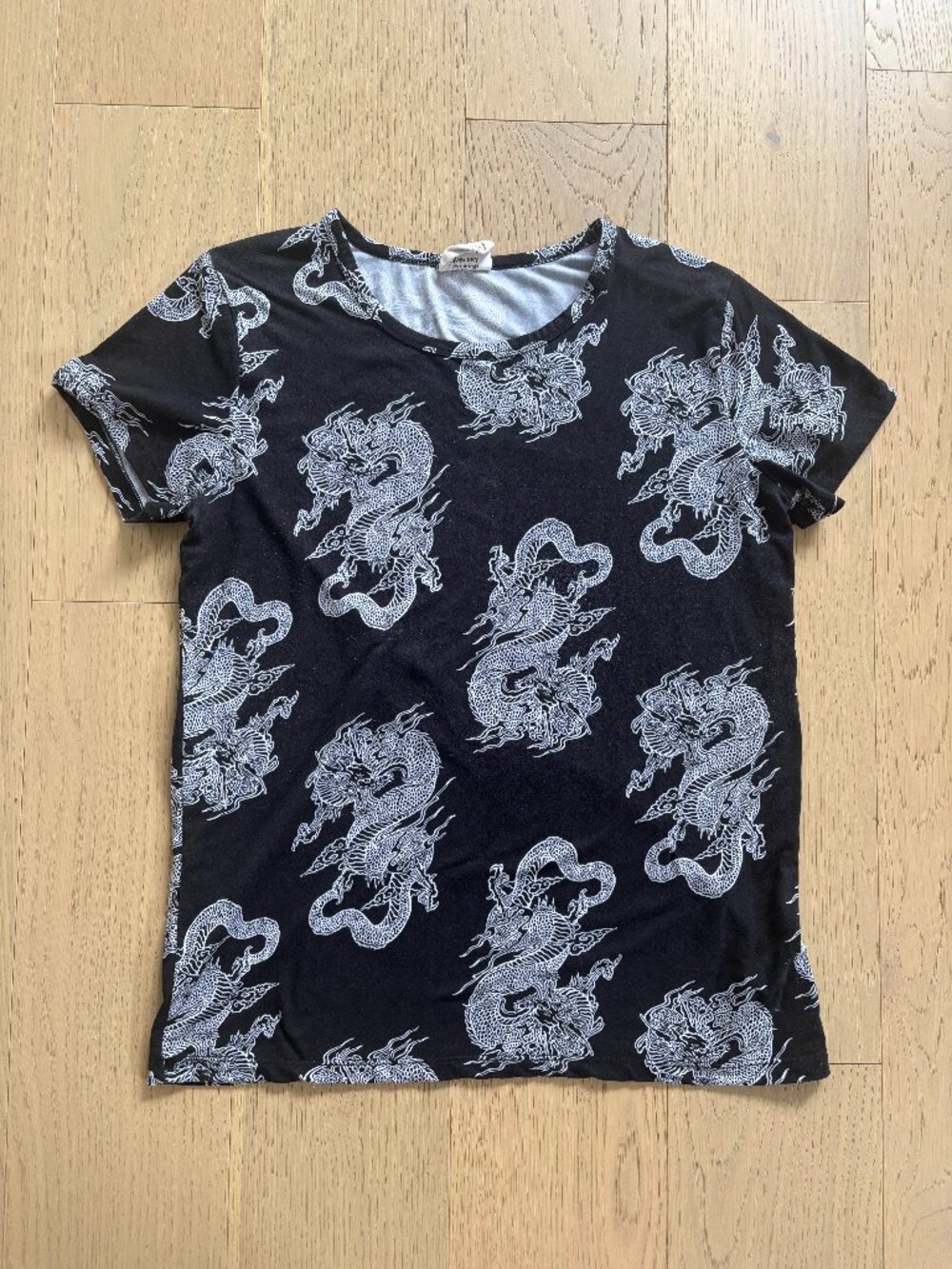 Dragon T-shirt